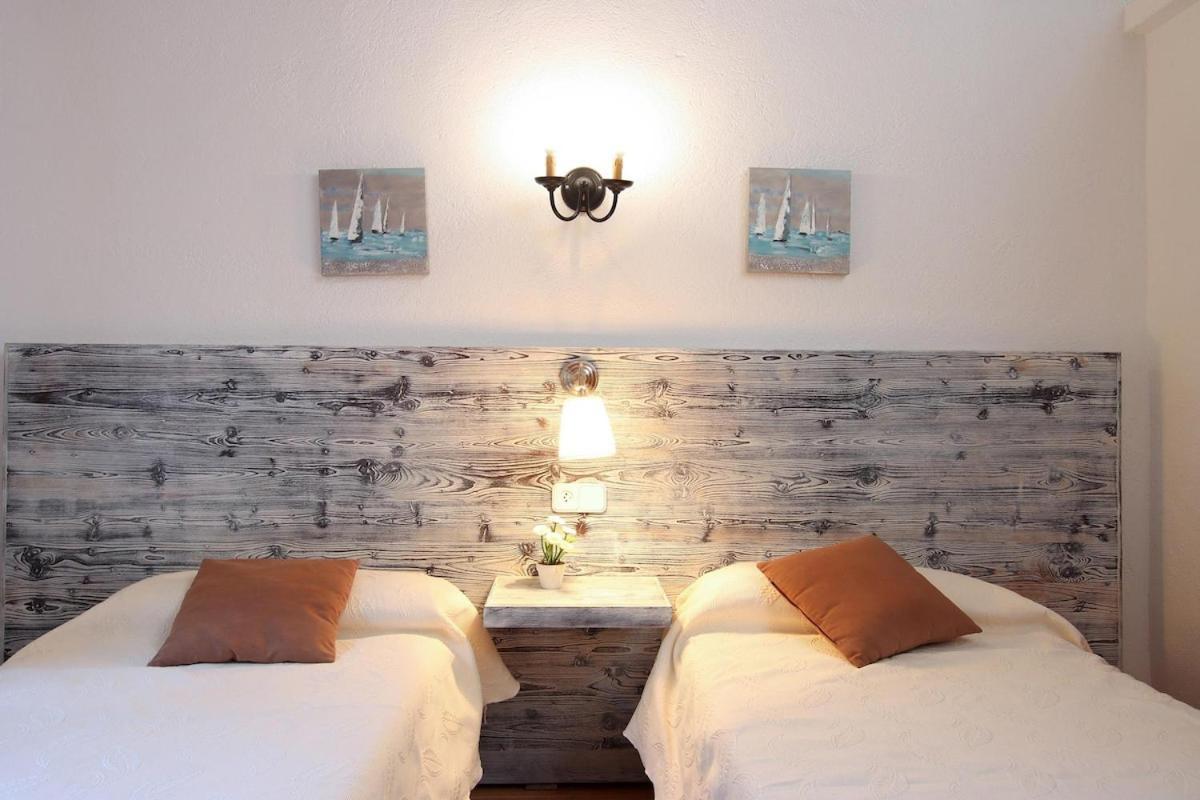 Ferienhaus Quiet And Wooded Area Of The Mallorcan Countryside By Renthousing *